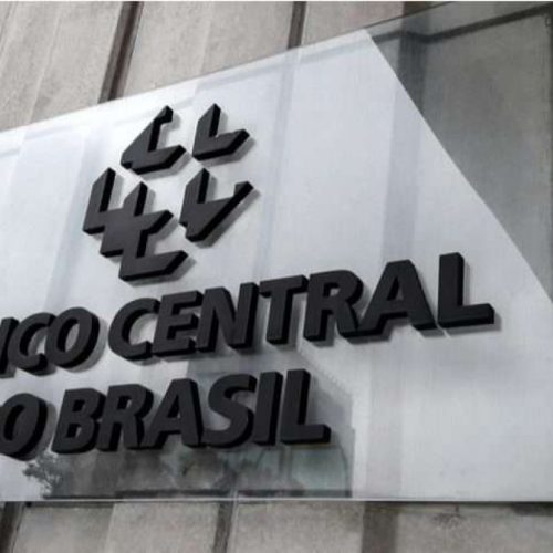 Destruição do Banco Central começa; chefes renunciam durante sindicância