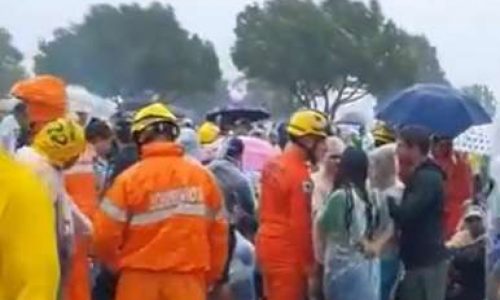 Raio atinge ato de Nikolas Ferreira em Brasília e deixa 13 feridos – veja as imagens