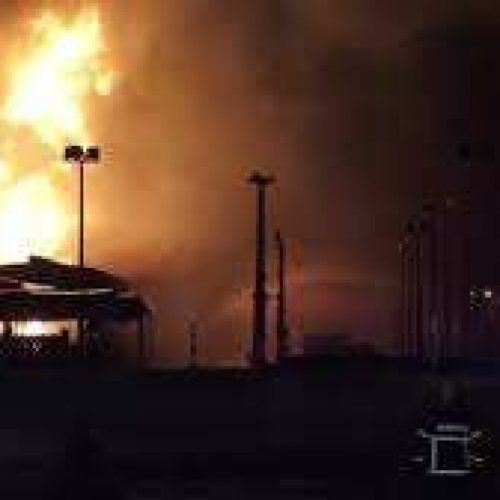 Avião militar dos EUA cai no Iraque com seis tripulantes a bordo