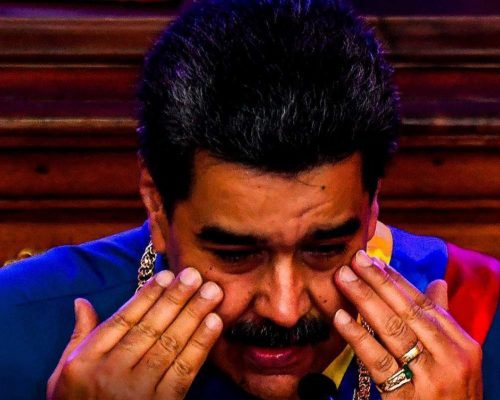 “Virada política” piora a situação de Maduro