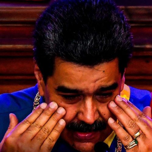 “Virada política” piora a situação de Maduro