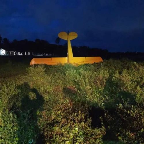Avião de pequeno porte cai em Aquiraz; piloto desembargador sai ileso
