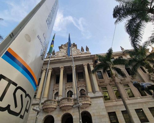 A verdadeira ameaça à universidade vem de dentro