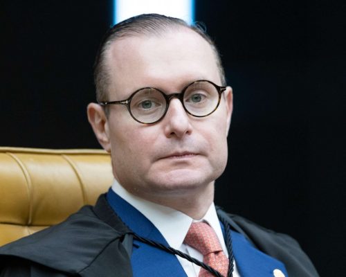 Contra posição da PF e da PGR, Zanin solta lobista acusado de ser peça-chave em esquema de venda de sentenças no STJ