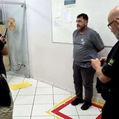 Foragido há mais de 30 anos que assassinou ex-esposa com 72 facadas é entregue pelo Paraguai à Polícia Federal