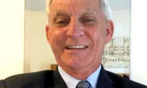 Empresário de 71 anos é condenado a 14 anos de prisão por enviar Pix de R$ 500 para vaquinha de ônibus