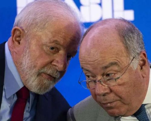 Ministro de Lula adota atitude vergonhosa logo após descobrir captura de Maduro