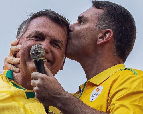 Candidatura de Flávio explode nas redes sociais e tem um caminho a seguir