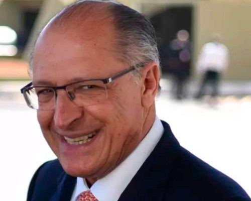 Alckmin denuncia “golpe” e avisa que não aceitará remoção da chapa