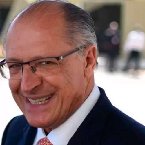 Alckmin denuncia “golpe” e avisa que não aceitará remoção da chapa