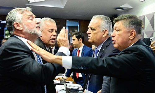 PT e Centrão se unem em manobra desesperada para enterrar CPMI do INSS