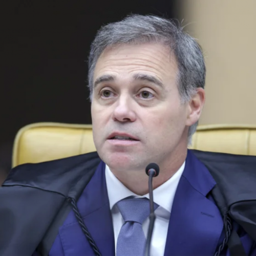 André Mendonça manda recado direto a colegas do STF: “Bom juiz não é estrela”