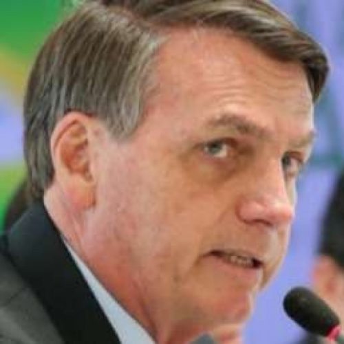 PM do DF usa detento para distribuir medicação a Bolsonaro