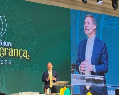 Igreja Presbiteriana pede orações pelo ministro André Mendonça após decisões polêmicas no STF