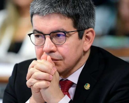 Randolfe Rodrigues caminha para derrota fragorosa no Amapá e corre risco de perder vaga no Senado