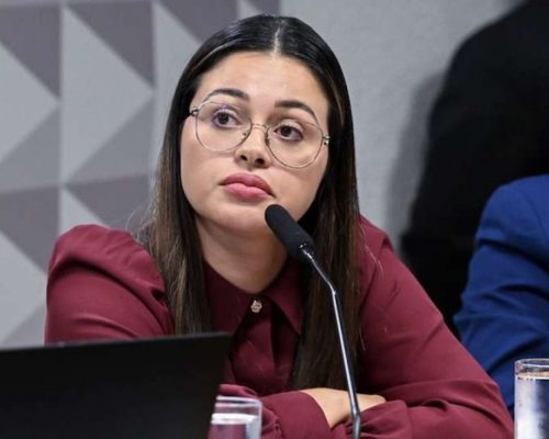 Empresária passa mal na CPMI do INSS ao ser questionada sobre a ‘profissão’ do marido investigado por movimentar R$ 315 milhões