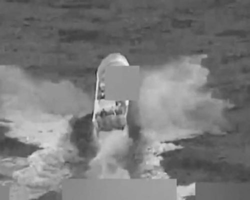 TRUMP DESTRÓI BARCO NO PACÍFICO E DEIXA MORTOS (VEJA O VÍDEO)