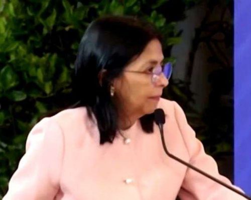 Presidente interina da Venezuela revela ultimato americano de 15 minutos: colaborar ou morrer