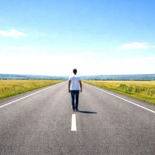 A caminhada de Nikolas gera escândalo e expõe a paralisação institucional do Brasil