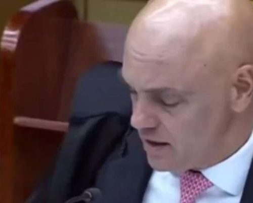 Moraes arquiva inquérito contra Carla Zambelli após PGR concluir que não havia elementos para denúncia