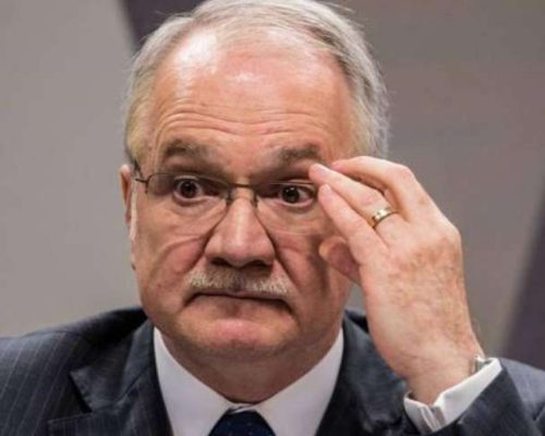 Fachin trava ação do PT contra delações que Moraes tentou desengavetar às pressas