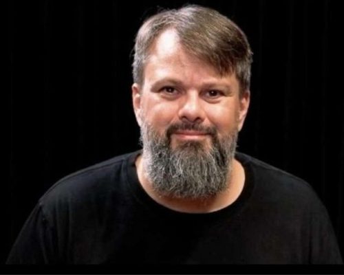 Impeça que o professor Tassos Lycurgo da UFRN vire o Charles Kirk brasileiro