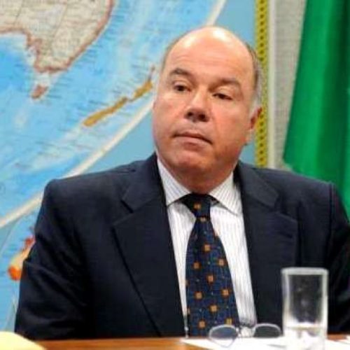 Chanceler de Lula finalmente se manifesta sobre expulsão de delegado da PF dos EUA e não acrescenta nada (Veja o vídeo!)