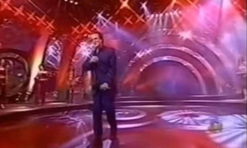 Morre Nilton Cesar, ícone da música brasileira e cantor do bolero “Receba as flores que lhe dou”