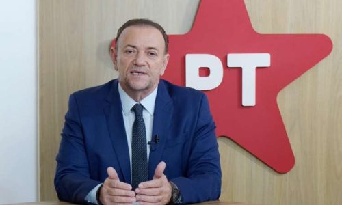 PT gasta R$ 378 mil em impulsionamento para atacar Flávio Bolsonaro com fake news nas redes sociais