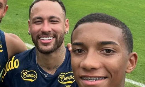 Neymar e filho de Robinho jantam juntos após confusão em treino do Santos