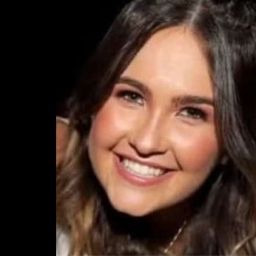 Esposa de cantor sertanejo é algemada em frente à casa na Flórida por dirigir sem habilitação