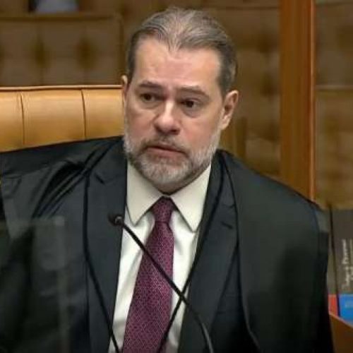 Acusações de Conflito no STF: Toffoli, Dino e o Banco Master sob Fogo