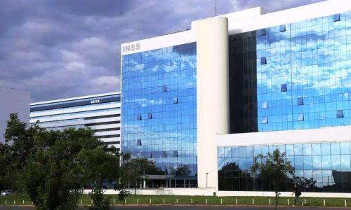 Lula exonera presidente do INSS após apenas 11 meses no cargo; troca ocorre em meio a escândalos e conflitos internos