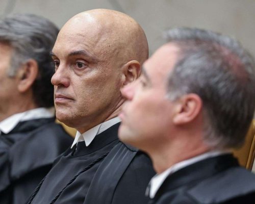Documentário que expôs Moraes ao mundo ganha versão em português e volta a assombrar o ministro (Veja o vídeo!)