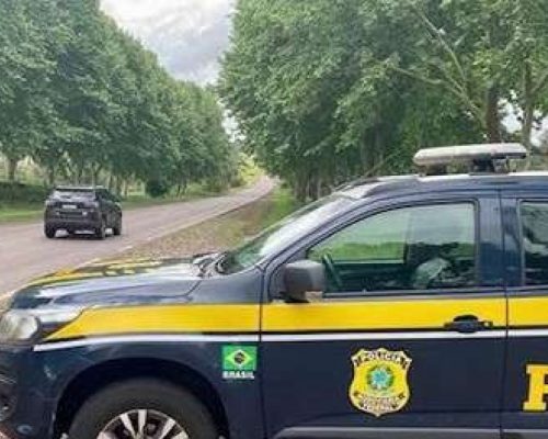 Equipe de jornalistas da afiliada da Globo é assaltada por criminosos na freeway de Cachoeirinha (Veja o vídeo)