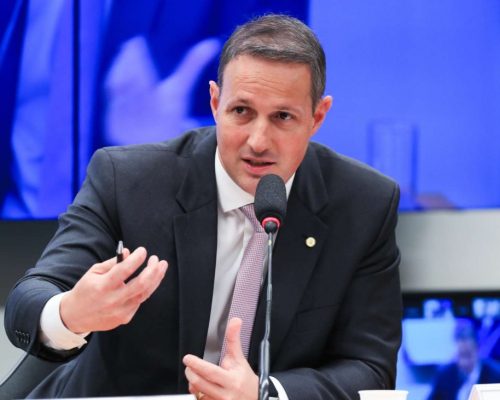 Esquerda ataca PL Antifacção e Derrite não perdoa