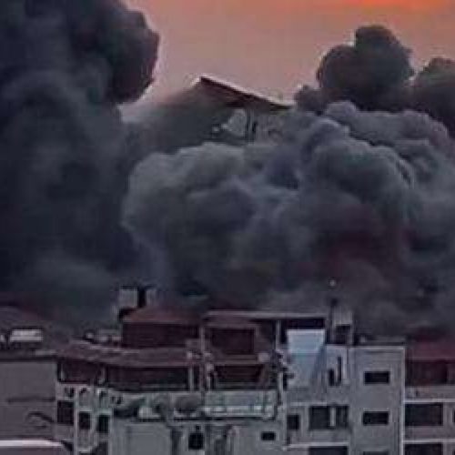 Ataque ao Irã: ofensiva de EUA e Israel desencadeia crise que ameaça o equilíbrio global