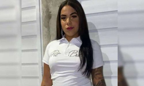 Influenciadora de 18 anos é morta a facadas pela ex‑companheira do namorado