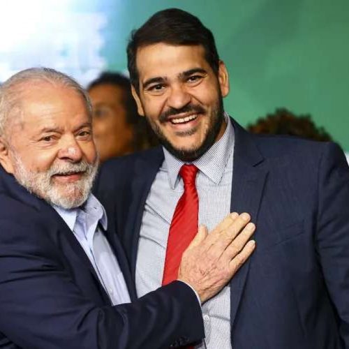 Sai o relator da indicação de “Bessias” e não agrada petistas