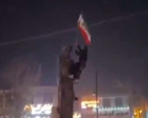 Irã sofre apagão de 72 horas enquanto protestos, com dezenas de mortos e milhares de presos, dominam o país