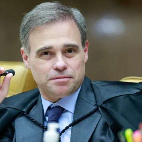 Mendonça encerra reunião de três horas com a Polícia Federal sobre fraudes do Banco Master