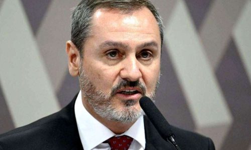 Andrei Rodrigues silenciosamente nomeia substituta após expulsão vergonhosa de delegado dos EUA