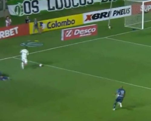 Alisson Safira deixa o gol passar por ética e leva vaiada da própria torcida