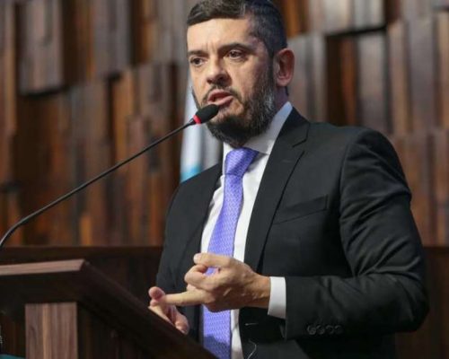 A inusitada “carga” encontrada no carro do presidente da Alerj