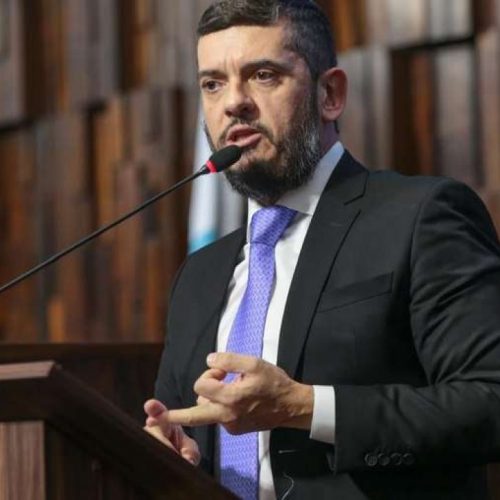 A inusitada “carga” encontrada no carro do presidente da Alerj