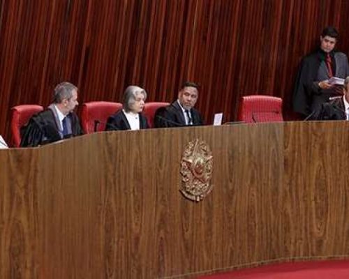 TSE, sem Moraes, mantém senador bolsonarista Jorge Seif no cargo por vitória unânime e alimenta esperança nas eleições