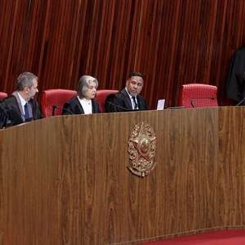 TSE, sem Moraes, mantém senador bolsonarista Jorge Seif no cargo por vitória unânime e alimenta esperança nas eleições