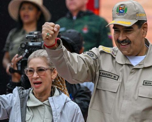 MADURO CHEGA SOB CUSTÓDIA À BASE DE STEWART EM NOVA YORK