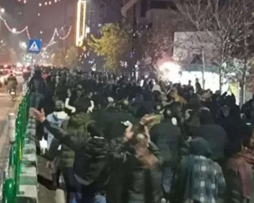 Mais uma ditadura na corda bamba: o Irã em crise – e não é a cubana