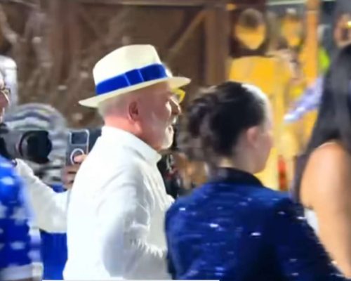 Planalto corre para apagar o incêndio após rebaixamento da escola que homenageou Lula no carnaval do Rio